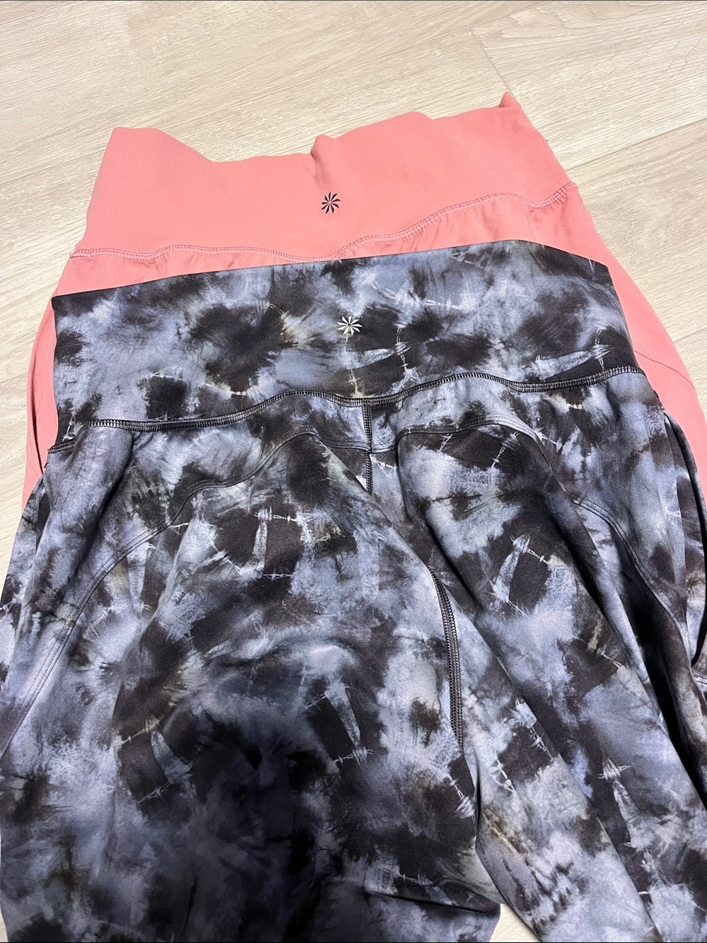 Athleta Gray & Black Tie-Dye Leggings with Coral Waistband